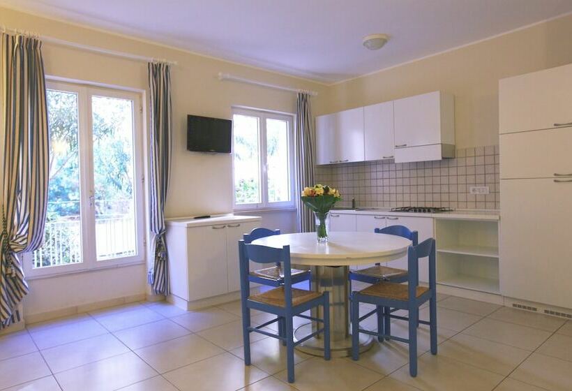 דירת חדר, Th Ortano   Ortano Mare Residence