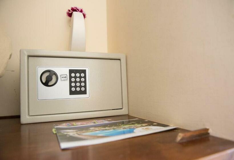 Номер Стандарт Боковой Вид на Море, A Nuciara Park Hotel & Wellness Center