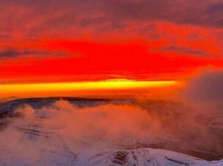 デラックススタジオ, James  Place At Brynawel