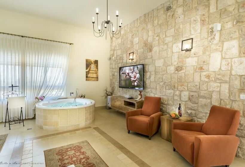 Suite Deluxe met Uitzicht op de Bergen, Villar