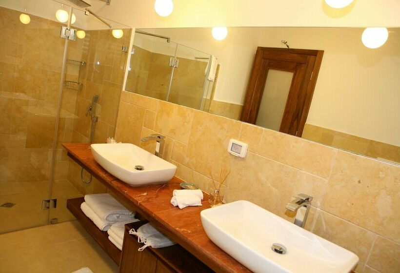 Suite Deluxe met Uitzicht op de Bergen, Villar