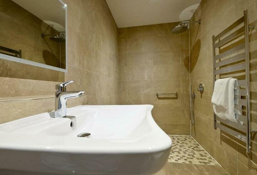 スタンダードルーム, 3 Millstones Inn