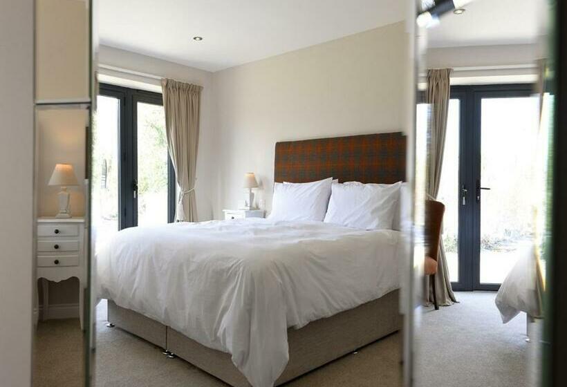 スタンダードルーム, 3 Millstones Inn