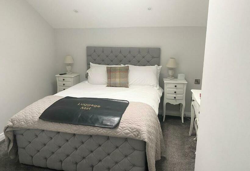 スタンダードルーム, 3 Millstones Inn