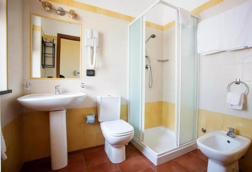 اتاق سوپریور با چشمانداز جانبی دریا, A Nuciara Park Hotel & Wellness Center