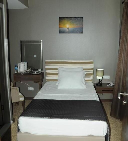 اتاق استاندارد یک نفره, Adana City Boutique