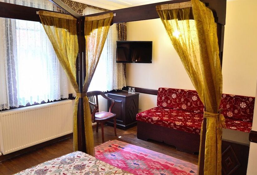 اتاق خانوادگی, Alp Guesthouse