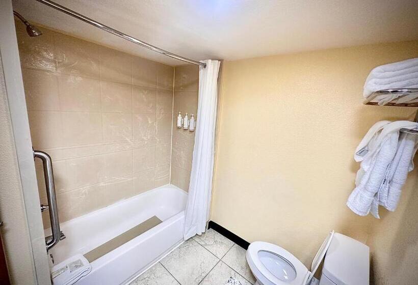 标准间, Days Inn By Wyndham New Orleans Pontchartrain