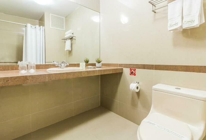 اتاق سوپریور, El Tambo 1