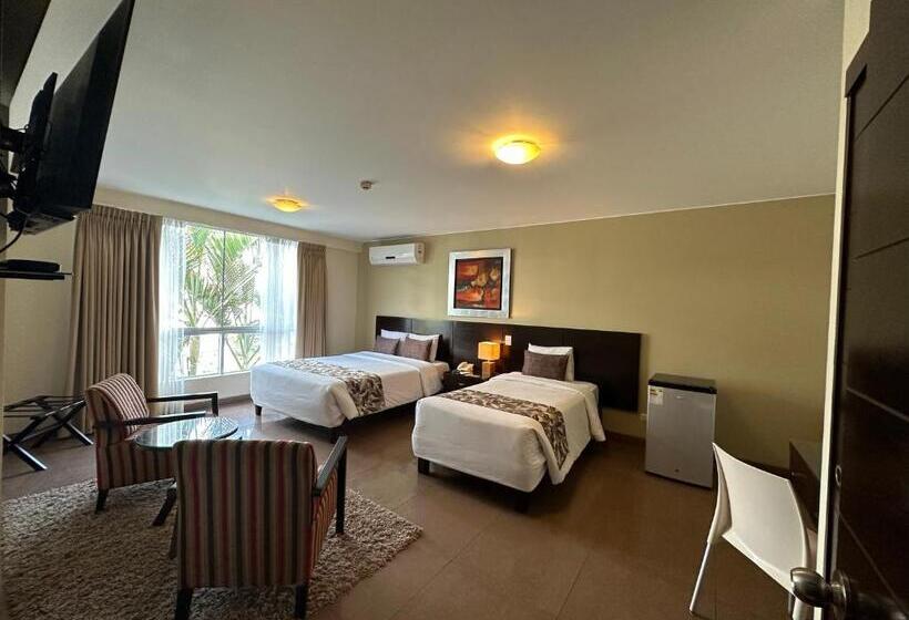 اتاق سوپریور, El Tambo 1