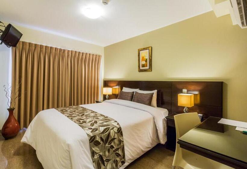 اتاق استاندارد, El Tambo 1