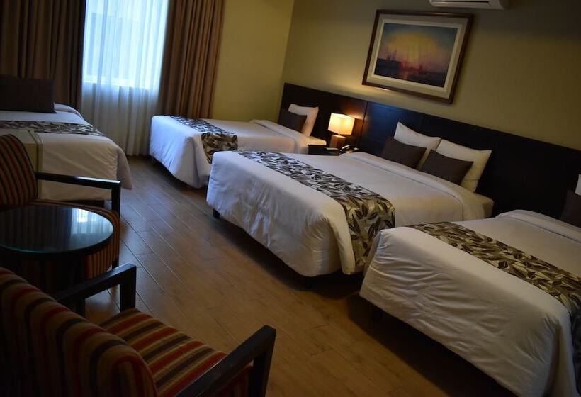 اتاق خانوادگی, El Tambo 1