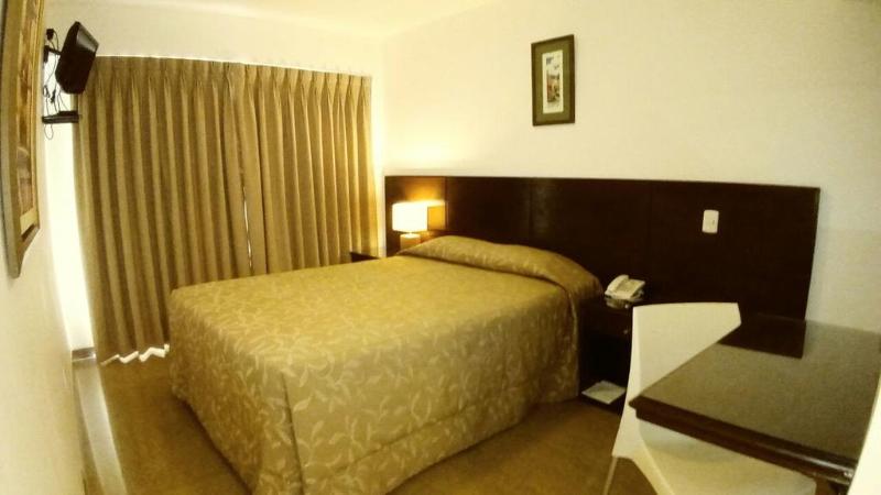 اتاق استاندارد, El Tambo 1