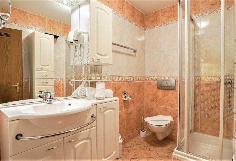 شقة غرفة واحدة, Ferienhaus Und Landhaus Berger