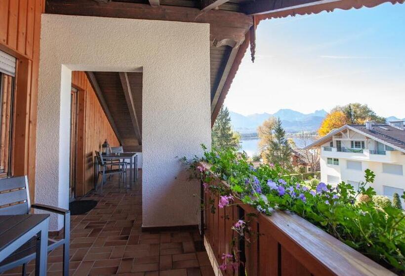 Апартаменты 2 Спальни с Балконом, Ferienhaus Und Landhaus Berger