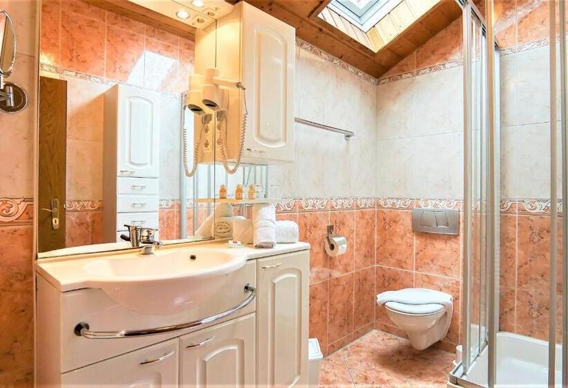 شقة غرفتين نوم مزودة بشُرفة, Ferienhaus Und Landhaus Berger