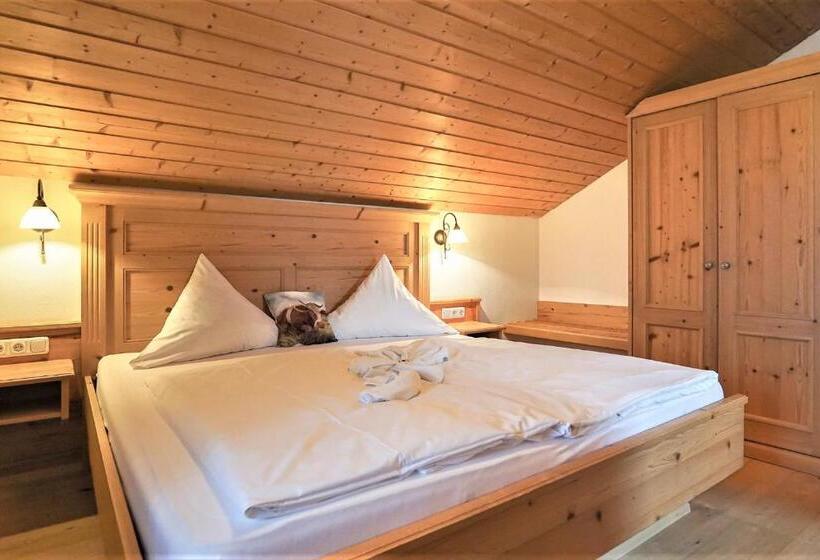 شقة غرفتين نوم مزودة بشُرفة, Ferienhaus Und Landhaus Berger