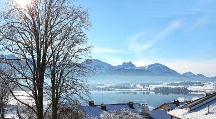 غرفة قياسية ثلاثية, Ferienhaus Und Landhaus Berger