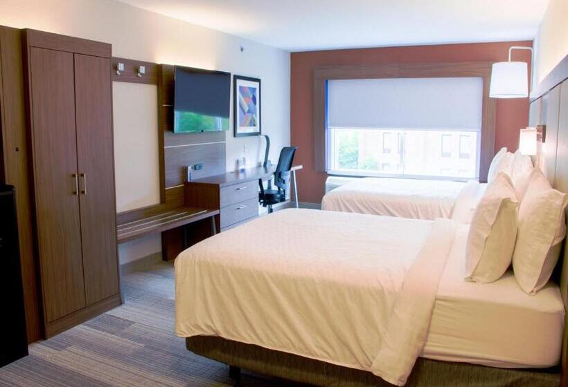 适合残疾人使用的标准间, Holiday Inn Express & Suites Danville, An Ihg