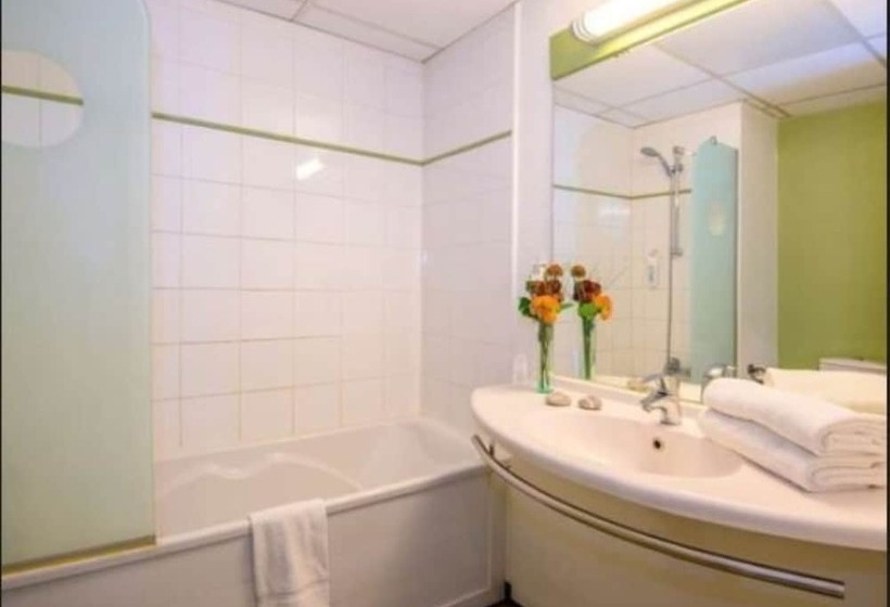 Номер Стандарт Трехместный, Ibis Budget Cannes Mougins