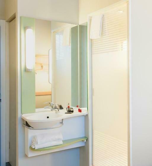اتاق استاندارد با تخت‌های تاشو, Ibis Budget Madrid Calle 30