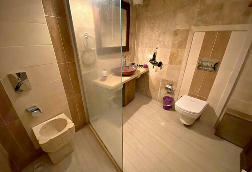 سوییت جونیور, Mimi Cappadocia Luxury Cave