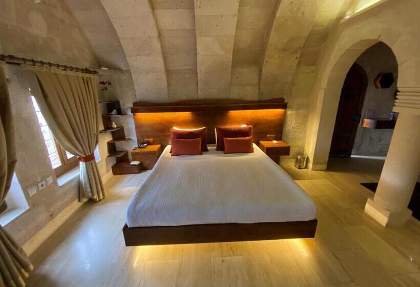 سوئیت با وان آب گرم, Mimi Cappadocia Luxury Cave