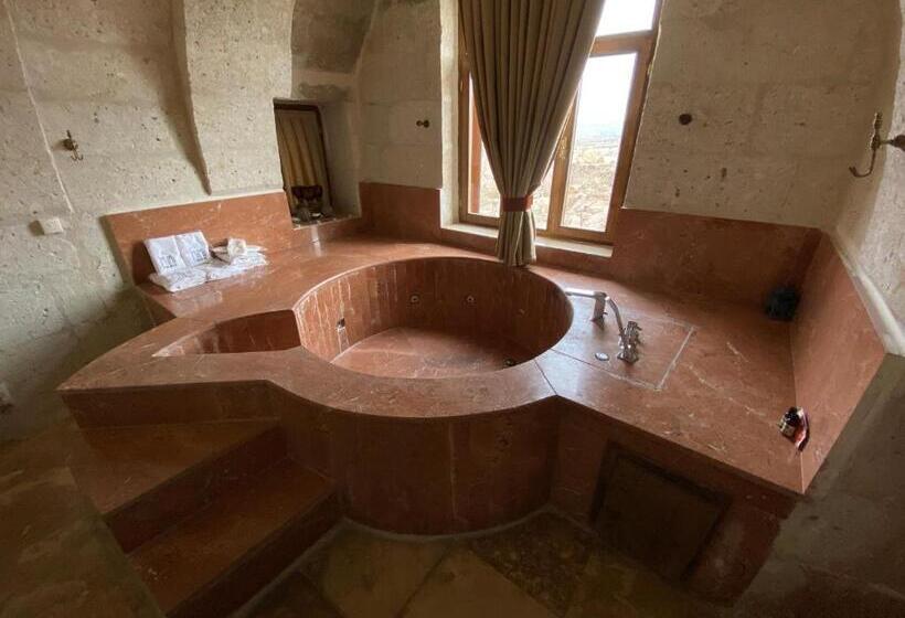 سوئیت با وان آب گرم, Mimi Cappadocia Luxury Cave