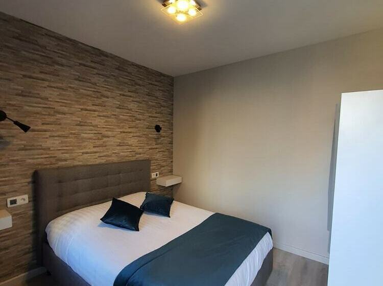 스탠다드 룸, New Windsor