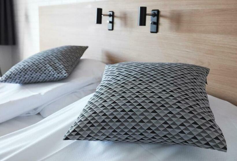 舒适型房间, Skjern