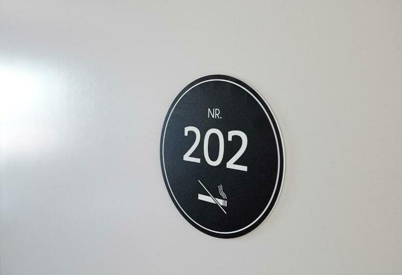 舒适型房间, Skjern