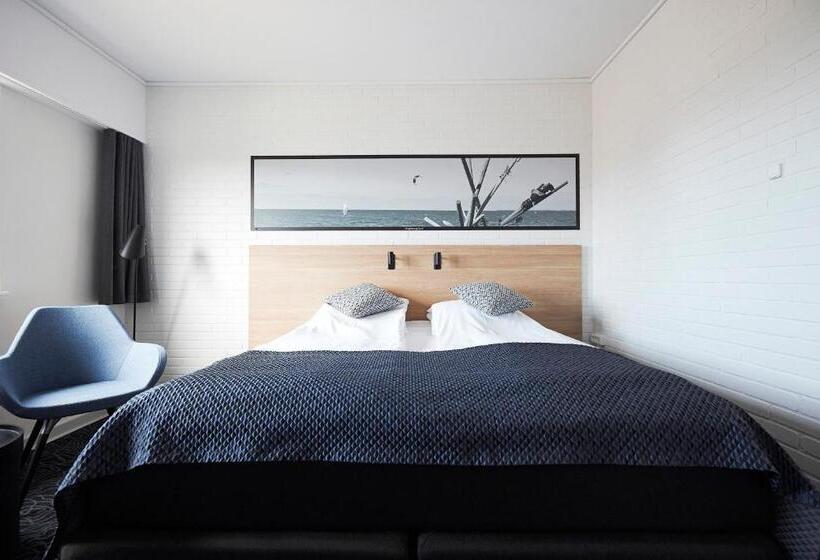 舒适型房间, Skjern