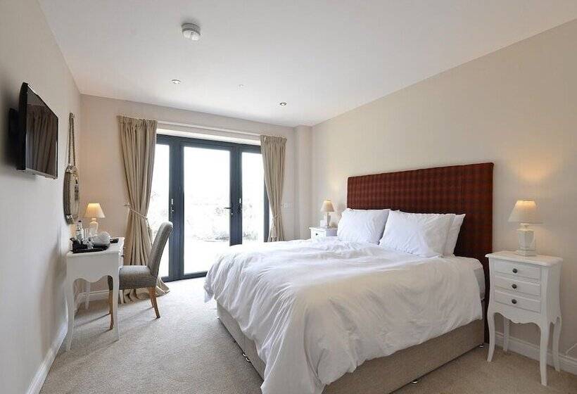 スタンダードルーム, 3 Millstones Inn