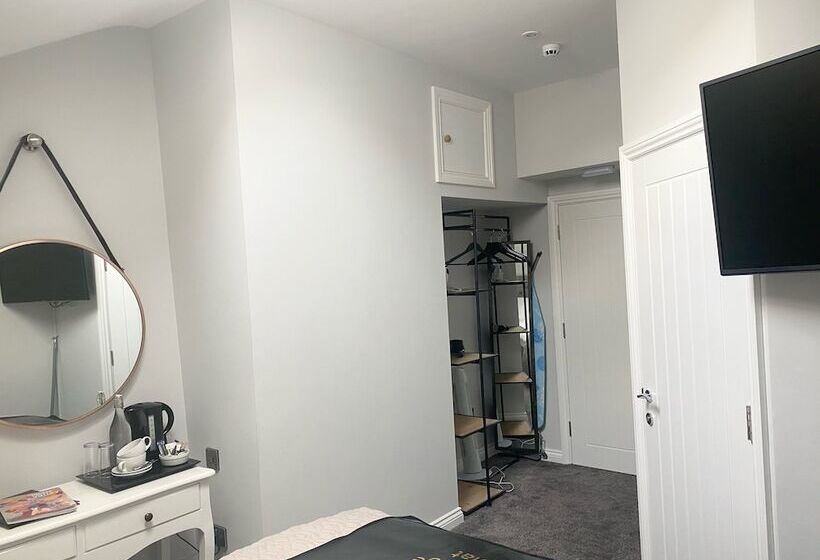 Номер Стандарт, 3 Millstones Inn