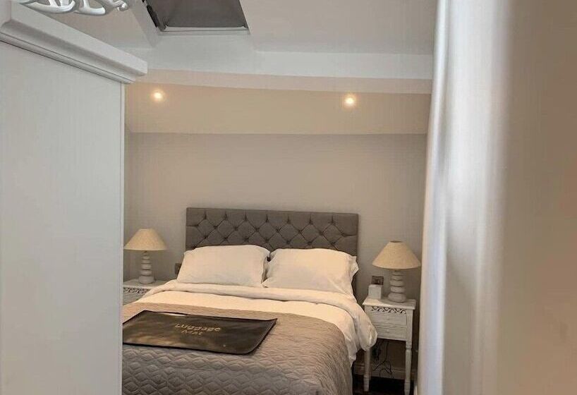 スーペリアールーム, 3 Millstones Inn