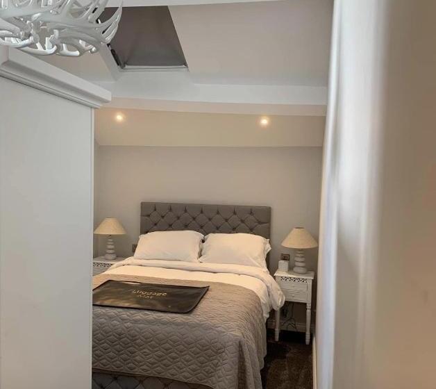 スーペリアールーム, 3 Millstones Inn