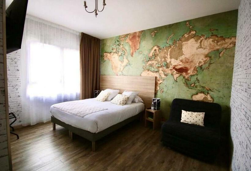Трехместный Номер Комфорт, The Originals Boutique, Hôtel Lakeside, Biscarrosse , Lac
