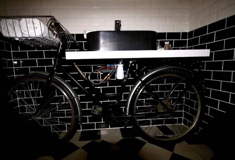 コンフォートルーム, The Originals Boutique, Hôtel Lakeside, Biscarrosse , Lac