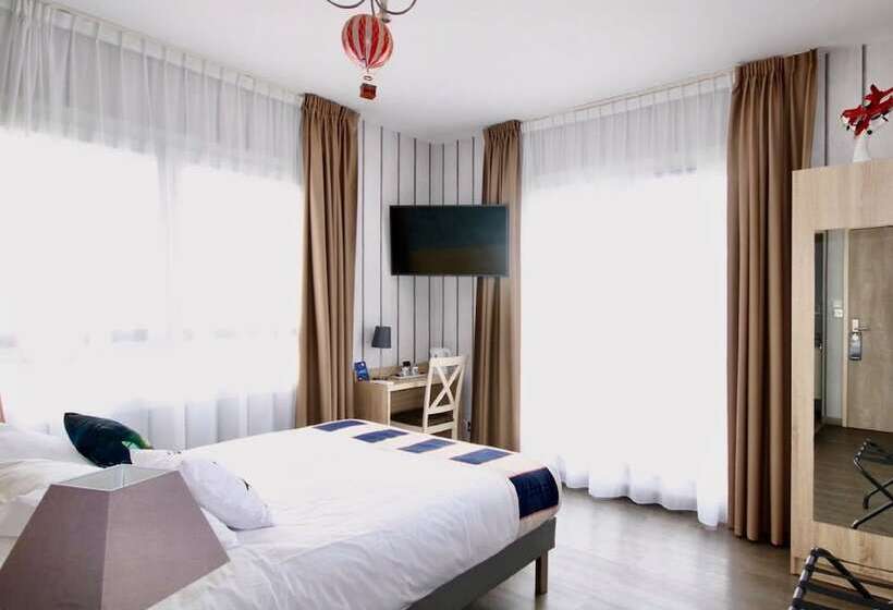 Номер Superior, The Originals Boutique, Hôtel Lakeside, Biscarrosse , Lac