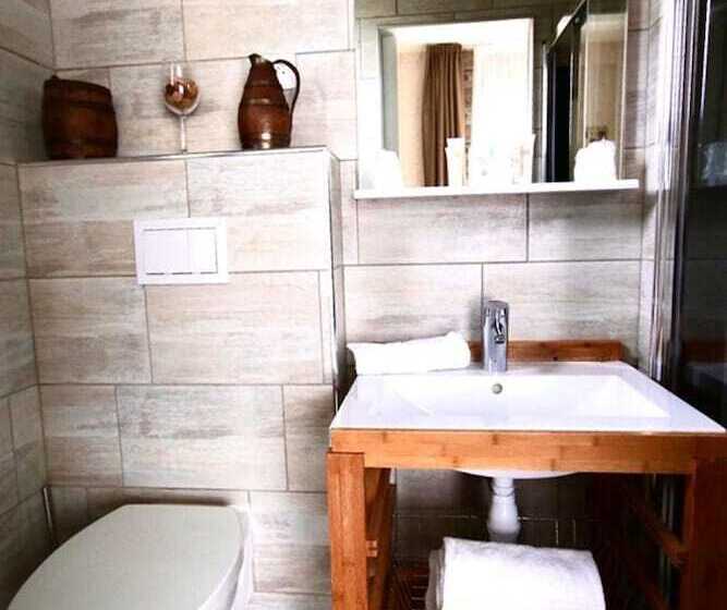 コンフォートルーム, The Originals Boutique, Hôtel Lakeside, Biscarrosse , Lac