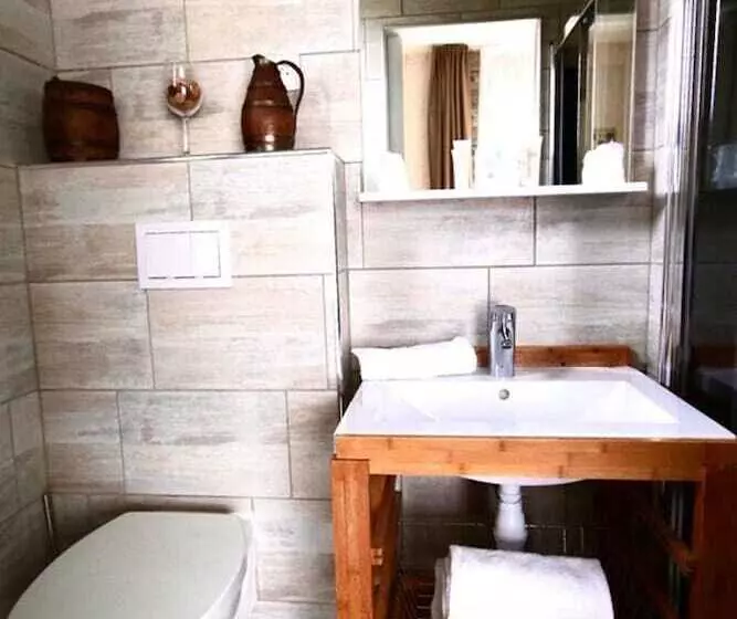 コンフォートルーム, The Originals Boutique, Hôtel Lakeside, Biscarrosse , Lac