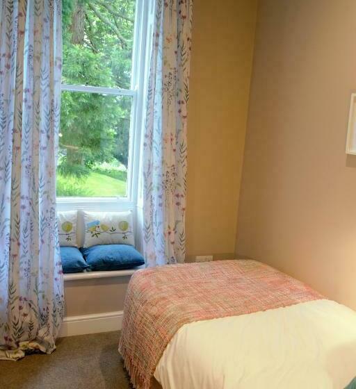 スタンダードシングルルーム, Lowbyer Manor Country House