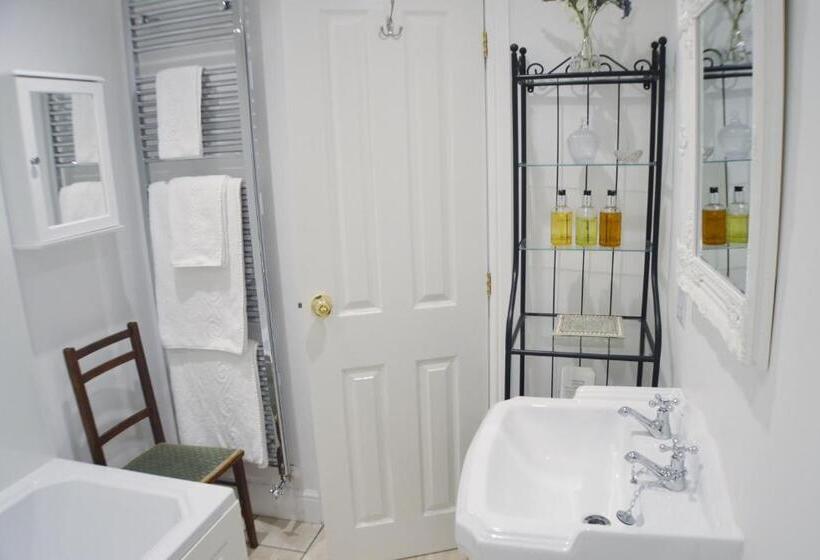 ガーデンビューデラックスルーム, Lowbyer Manor Country House