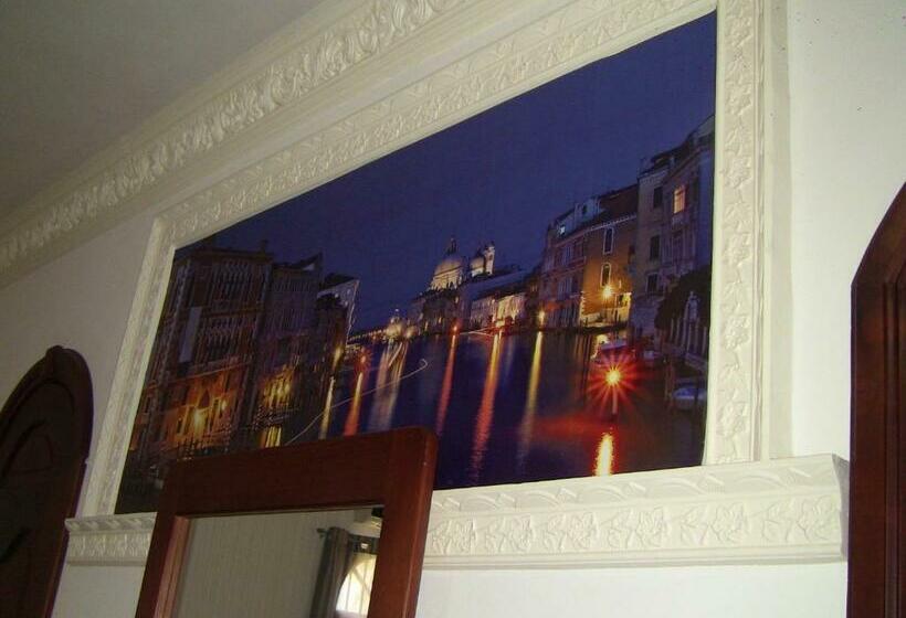 اتاق استاندارد با چشمانداز دریا, Castillo Romano