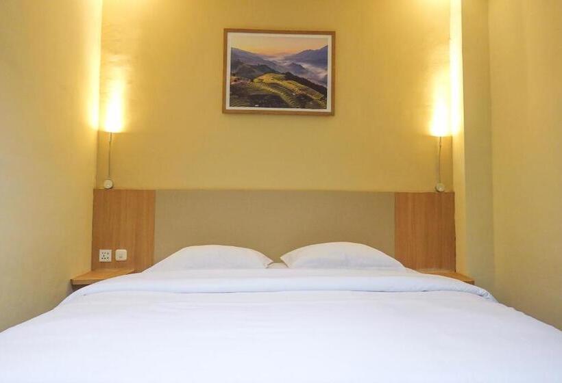 Номер Deluxe Кровать Кинг, City Hotel Mataram