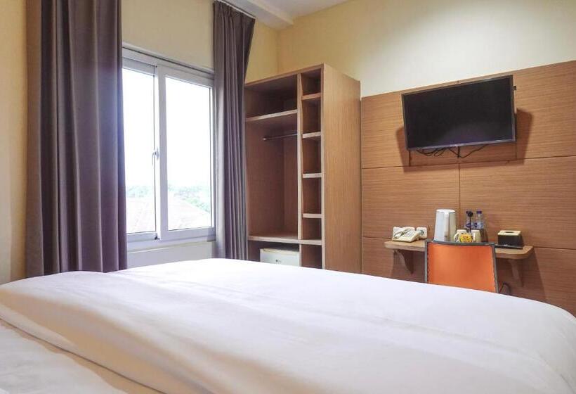 스탠다드 룸 킹사이즈 침대, City Hotel Mataram