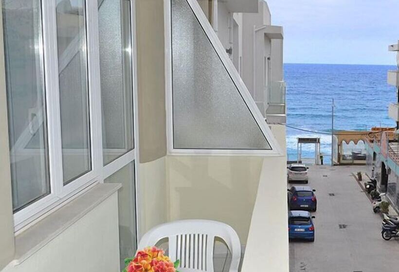 带1个卧室的公寓, Greta Apartments