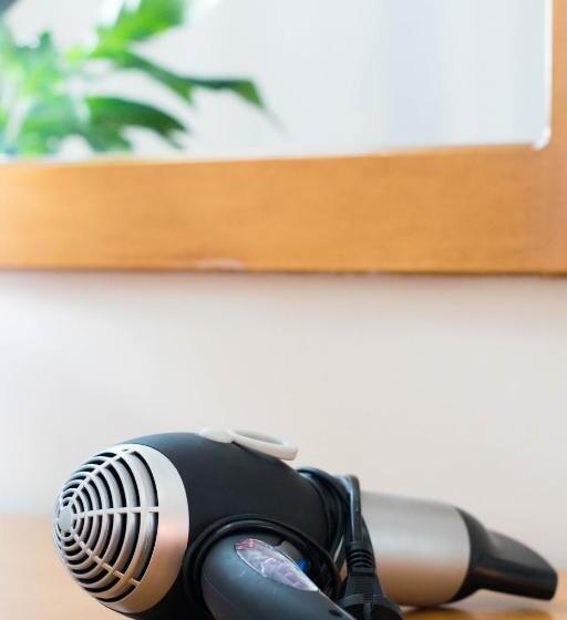 侧面带海景的标准工作室, Greta Apartments