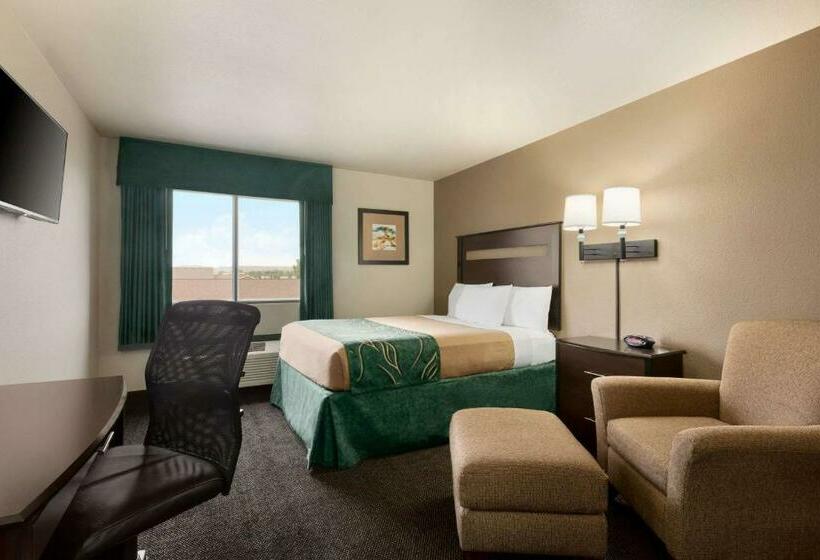 장애인을 위한 킹사이즈 침대 스탠다드 룸, Baymont By Wyndham Glendive