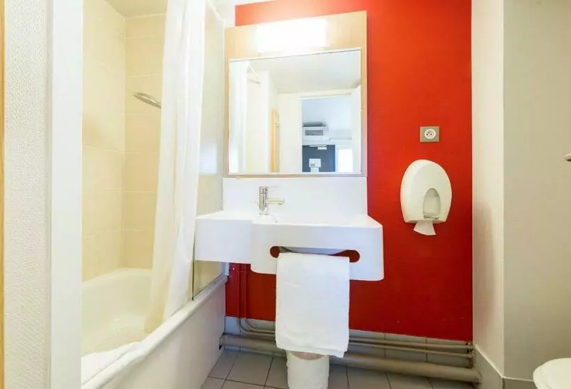 スタンダード４人部屋, B&b Hotel Saint Etienne La Terrasse
